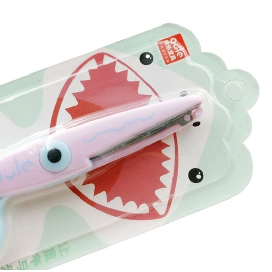 Zig zag shark  Scissor